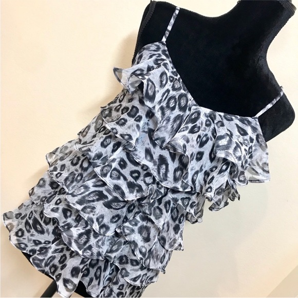 RUFFLE TANK - Picture 5 of 6